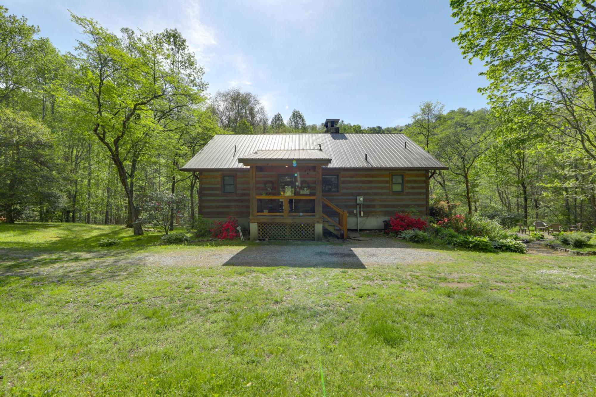 North Carolina Cabin - Hot Tub, Near Coopers Creek Брайсон-Сити Экстерьер фото